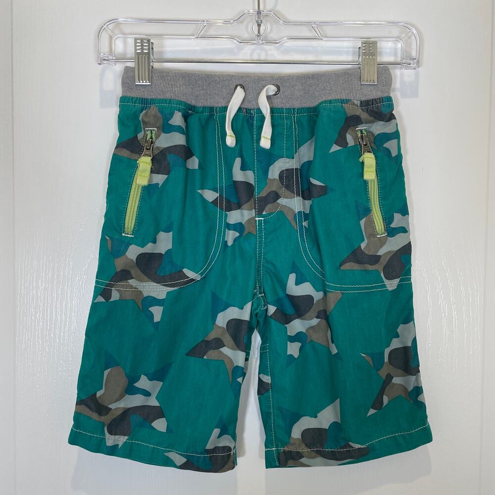Mini Boden Boy's Green Camo Print Shorts Drawstring Gray Zip Pockets 9 Year